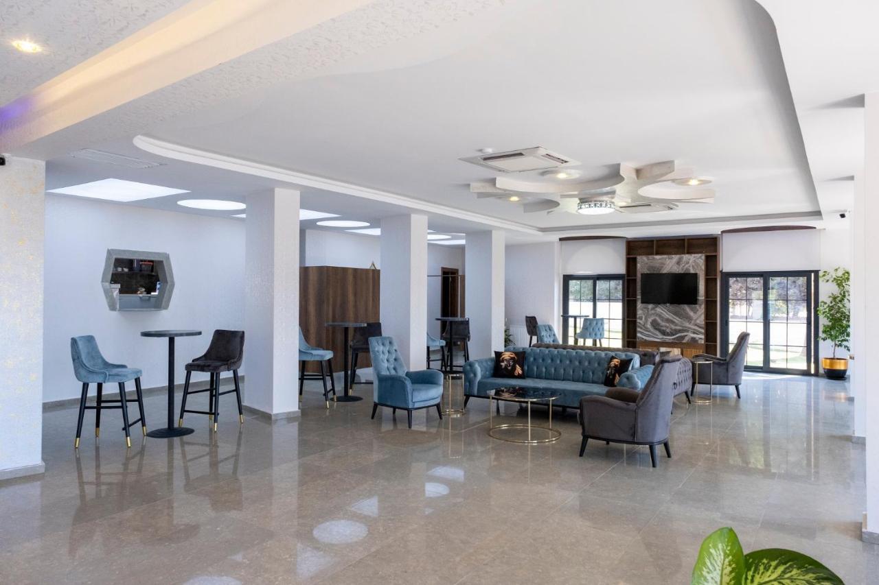 Akan Otel Sunset Esmirna Exterior foto
